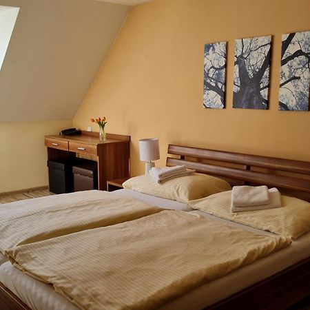 Hotel Sipox Strba Bagian luar foto