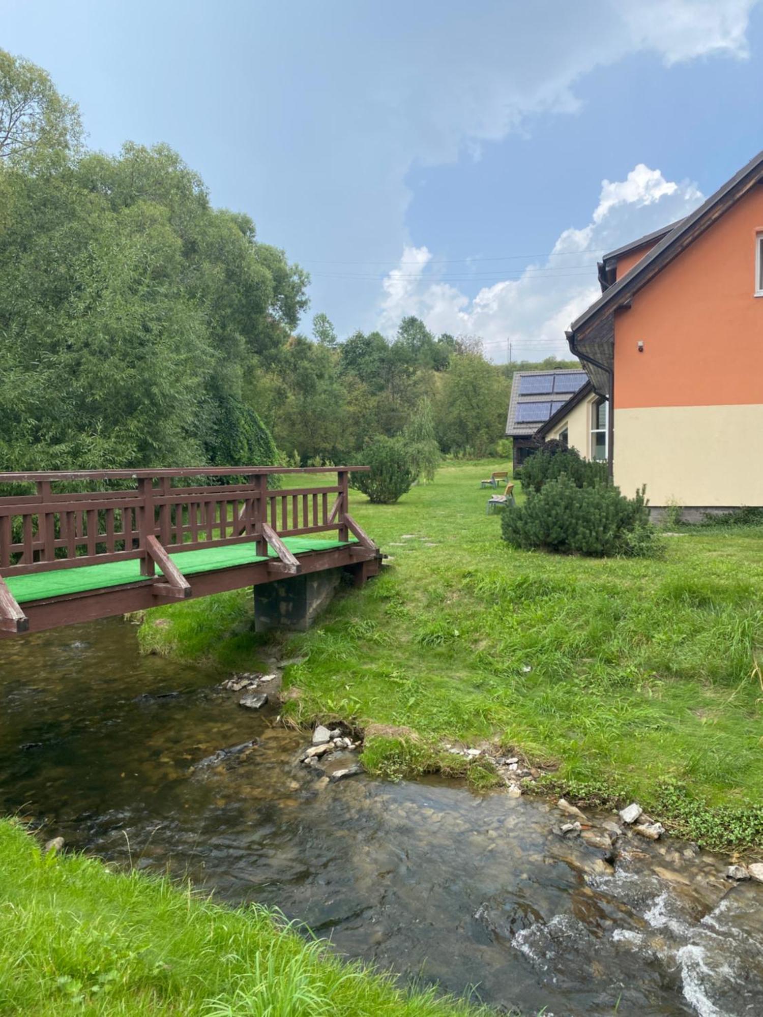 Hotel Sipox Strba Bagian luar foto