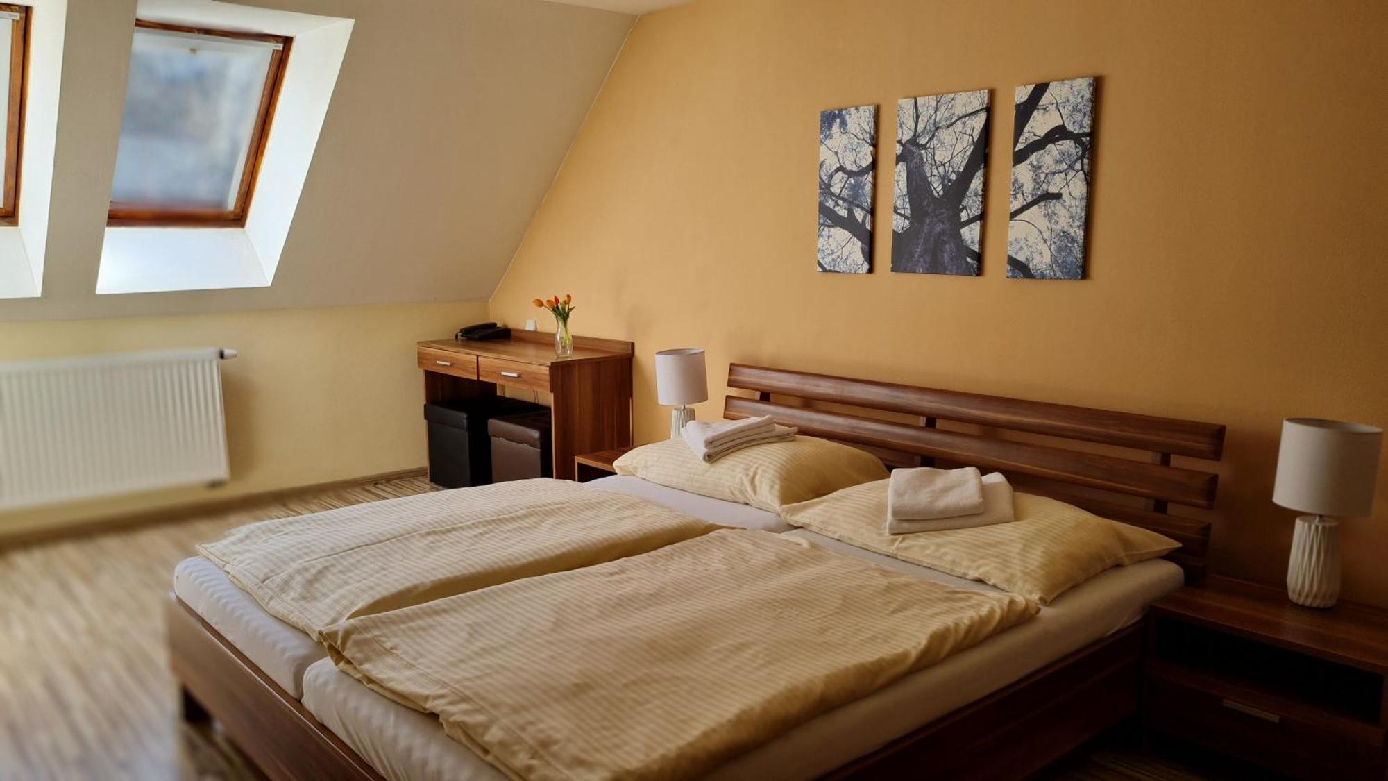 Hotel Sipox Strba Bagian luar foto
