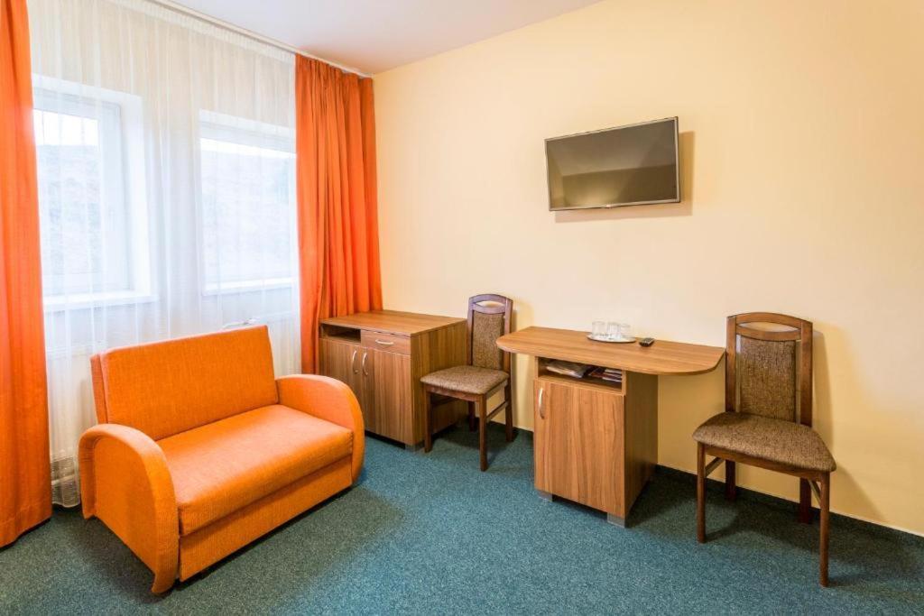 Hotel Sipox Strba Bagian luar foto