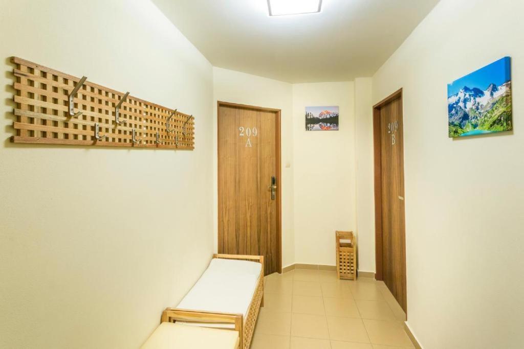 Hotel Sipox Strba Bagian luar foto